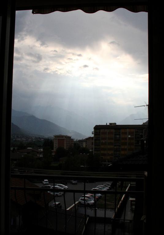 Arc En Ciel Apartment Aosta Exterior photo